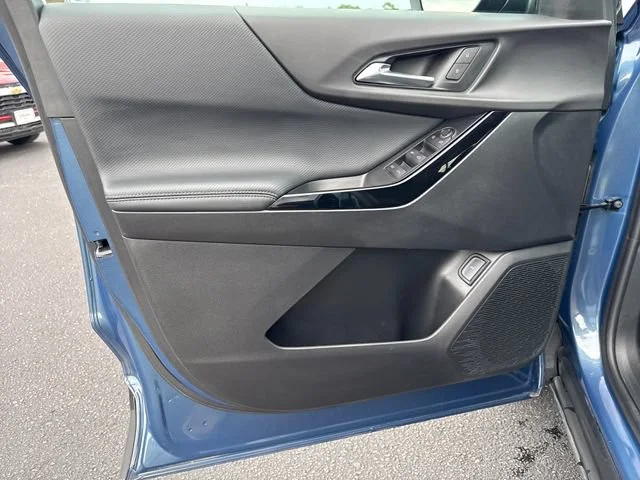 Used 2026 Lakeshore Blue Metallic Chevrolet LT image 11