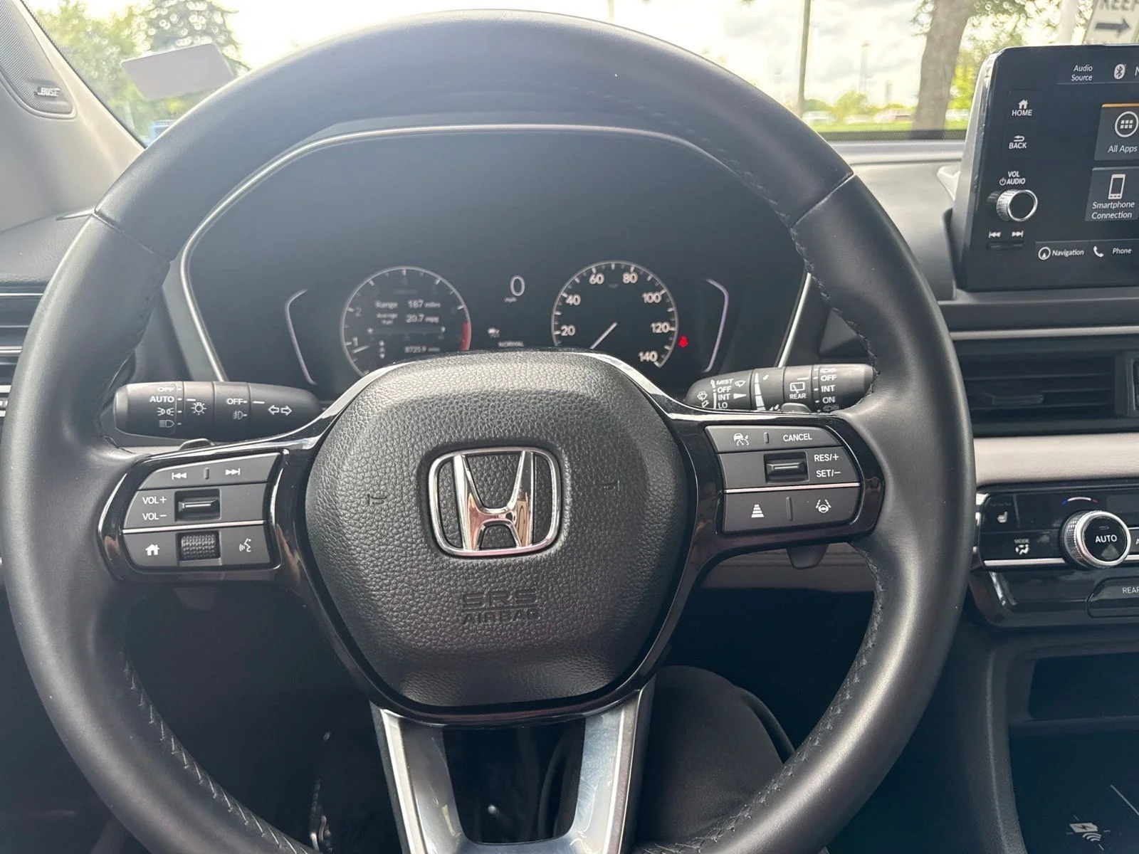 Used 2023 Lunar Silver Metallic Honda Touring image 23