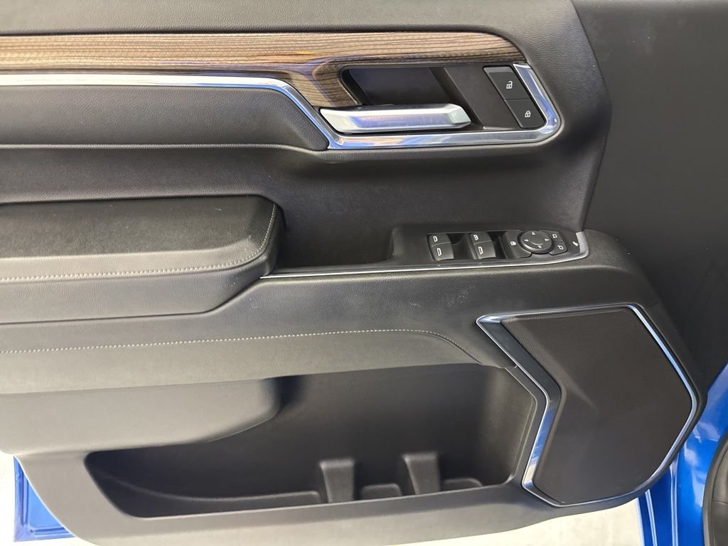 Used 2024 Blue Chevrolet LT image 22