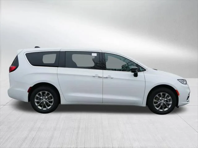 New 2026 Bright White Clearcoat Chrysler Limited image 8