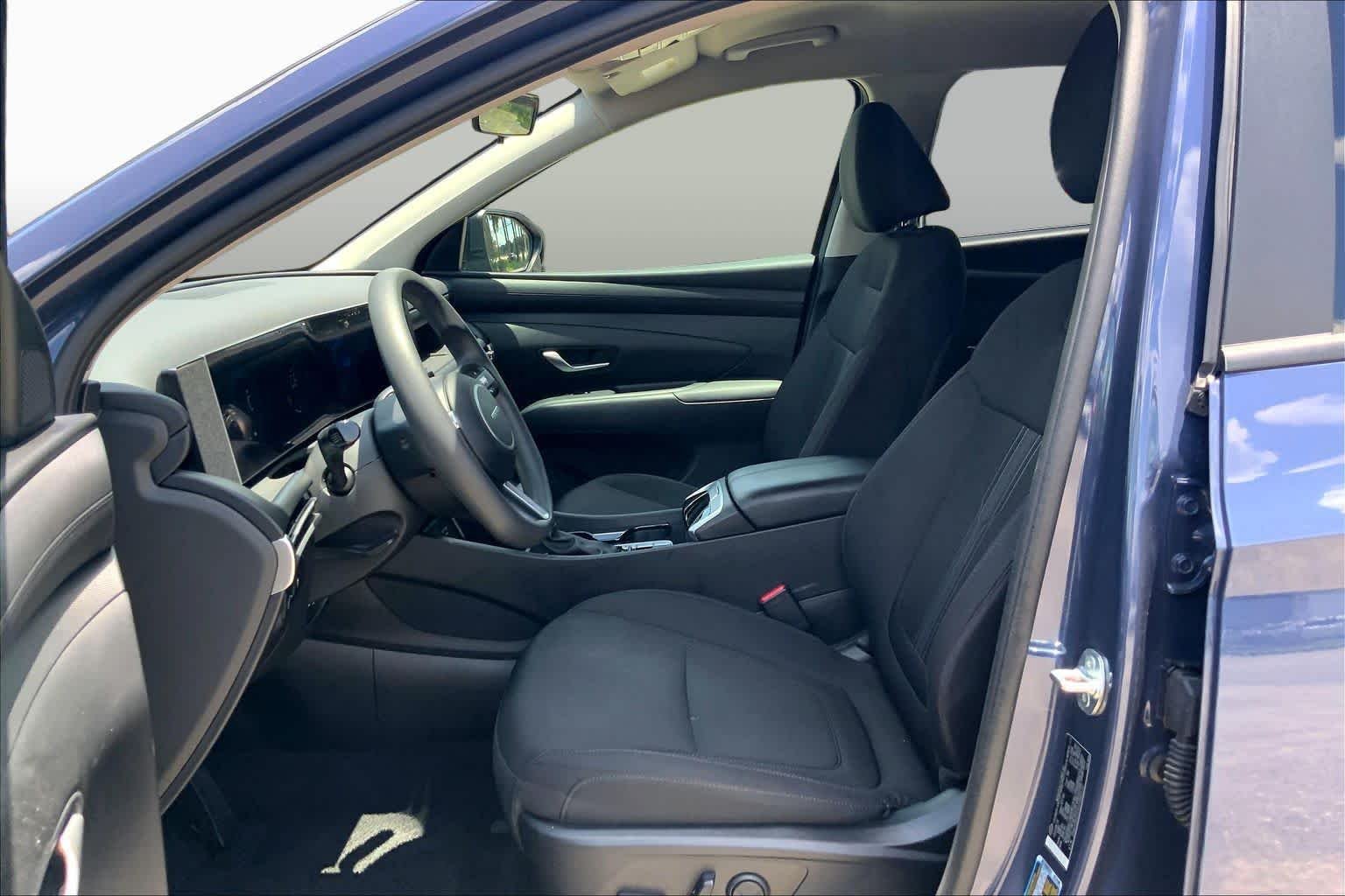 Used 2025 Atlantis Blue Hyundai SEL image 8