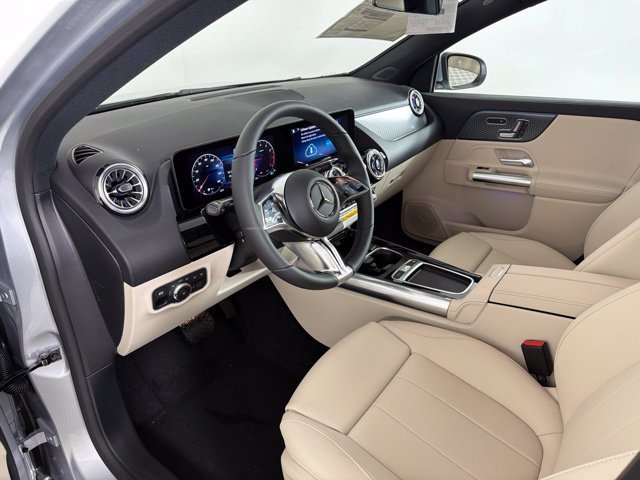 New 2026 Cirrus Silver Metallic Mercedes-Benz GLA 250 image 22