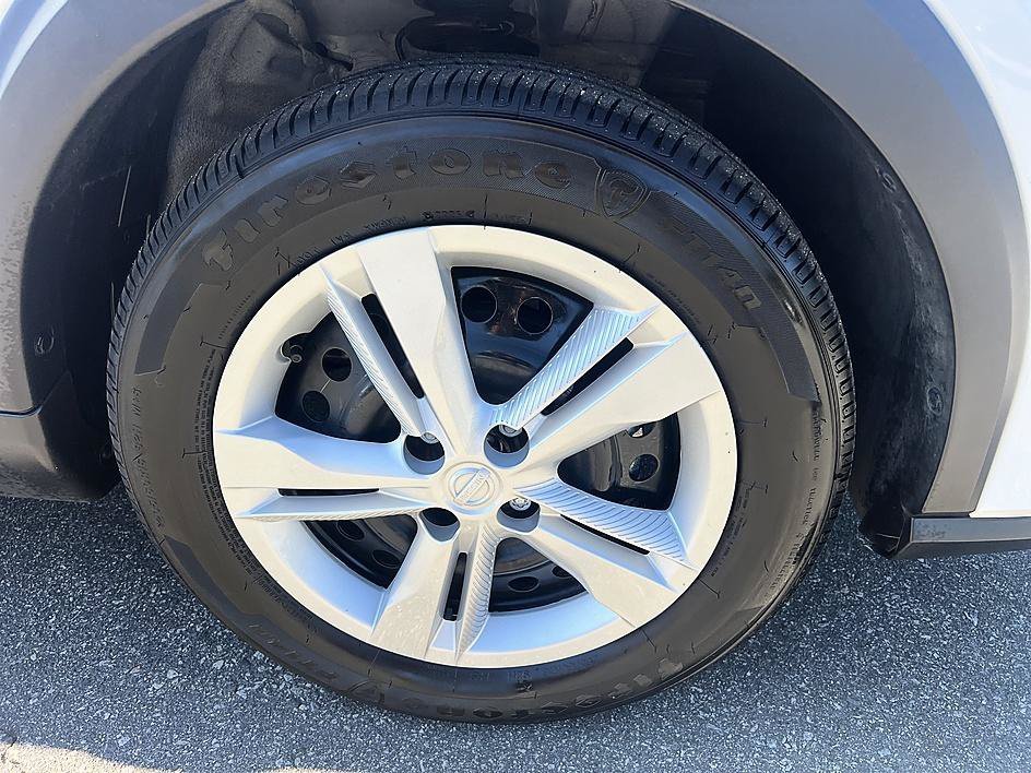 Used 2025 Fresh Powder Nissan S image 12