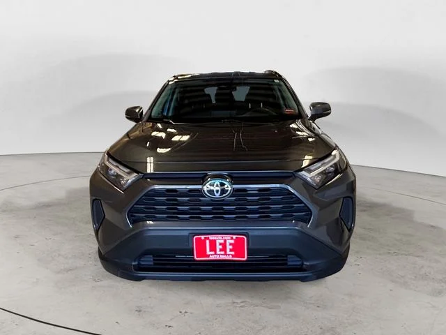 Used 2022 Magnetic Gray Metallic Toyota XLE image 8