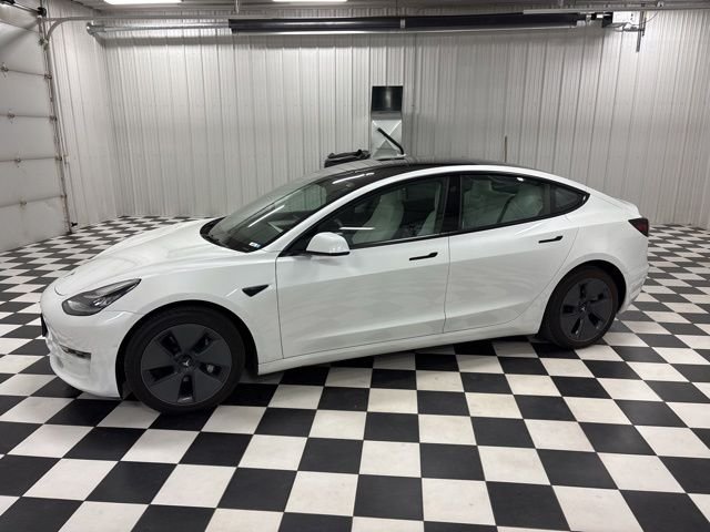 2022 Tesla Model 3 Long Range Dual Motor All-Wheel Drive's photo