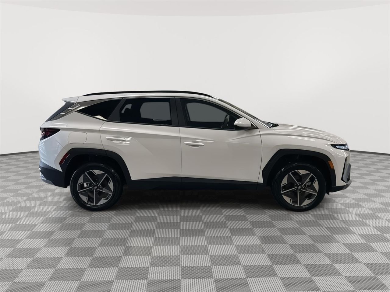 New 2025 Creamy White Pearl Hyundai SEL image 35