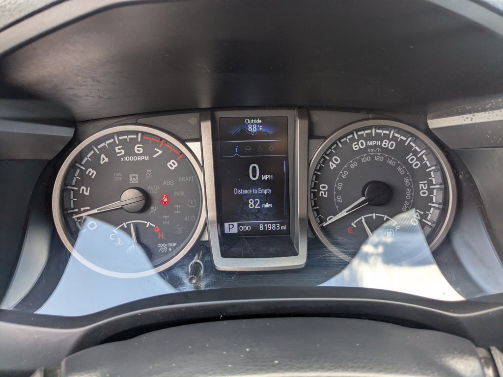 Used 2022  Toyota SR image 15