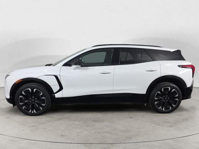 Certified Used 2024 Summit White Chevrolet RS image 8