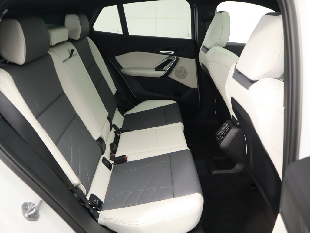 Certified Used 2026 Alpine White BMW xDrive28i image 24