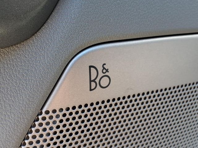 Used 2023 Stone Gray Metallic Ford XLT image 23