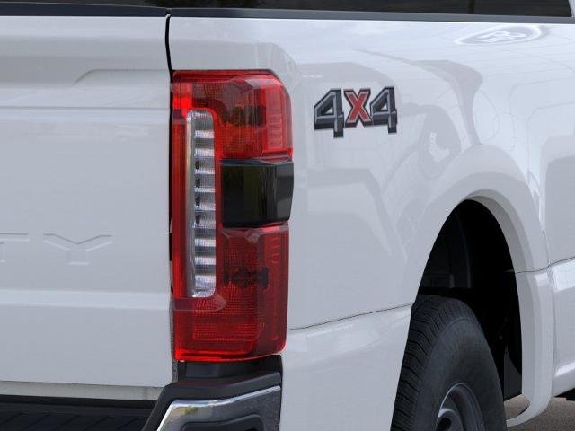 New 2026 Oxford White Ford F-250® XL image 43