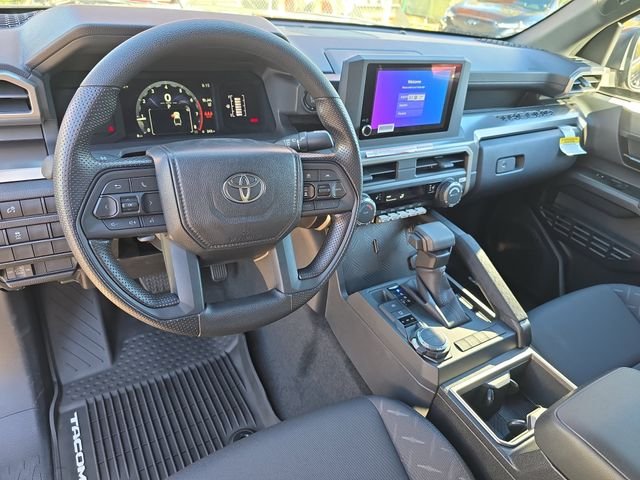2025 Toyota Tacoma SR5 - Photo 15