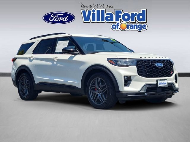 2026 Ford Explorer ST 4WD's photo