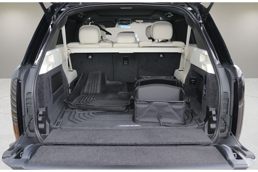 Certified Used 2026 Black Land Rover SE image 14