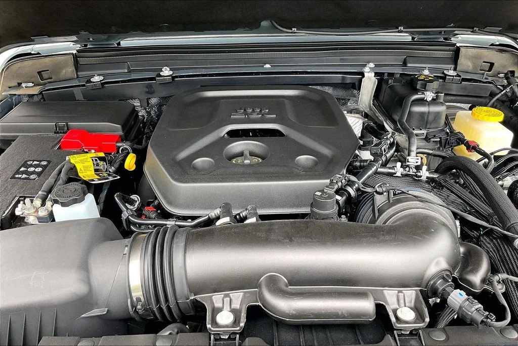 New 2026 Jeep Wrangler Sport 4D Sport Utility