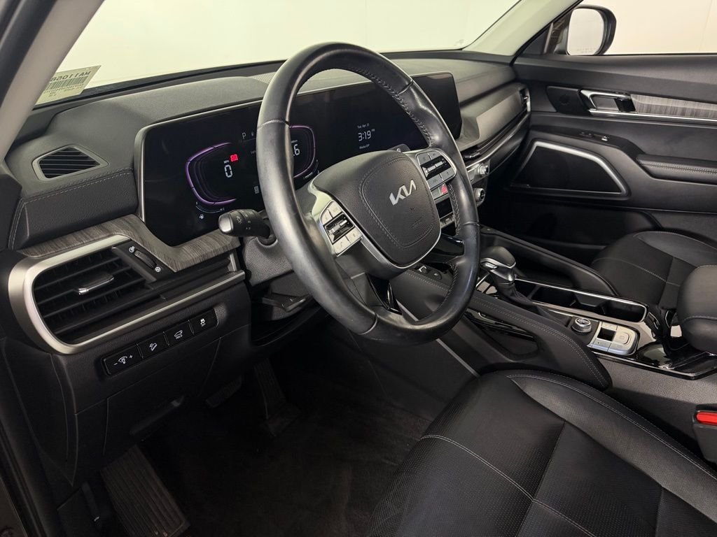 Certified Used 2023 Green Kia EX image 22