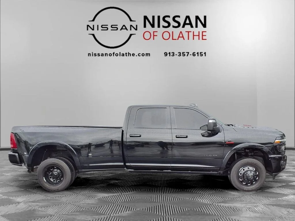 Used 2025 Black Ram Limited image 27