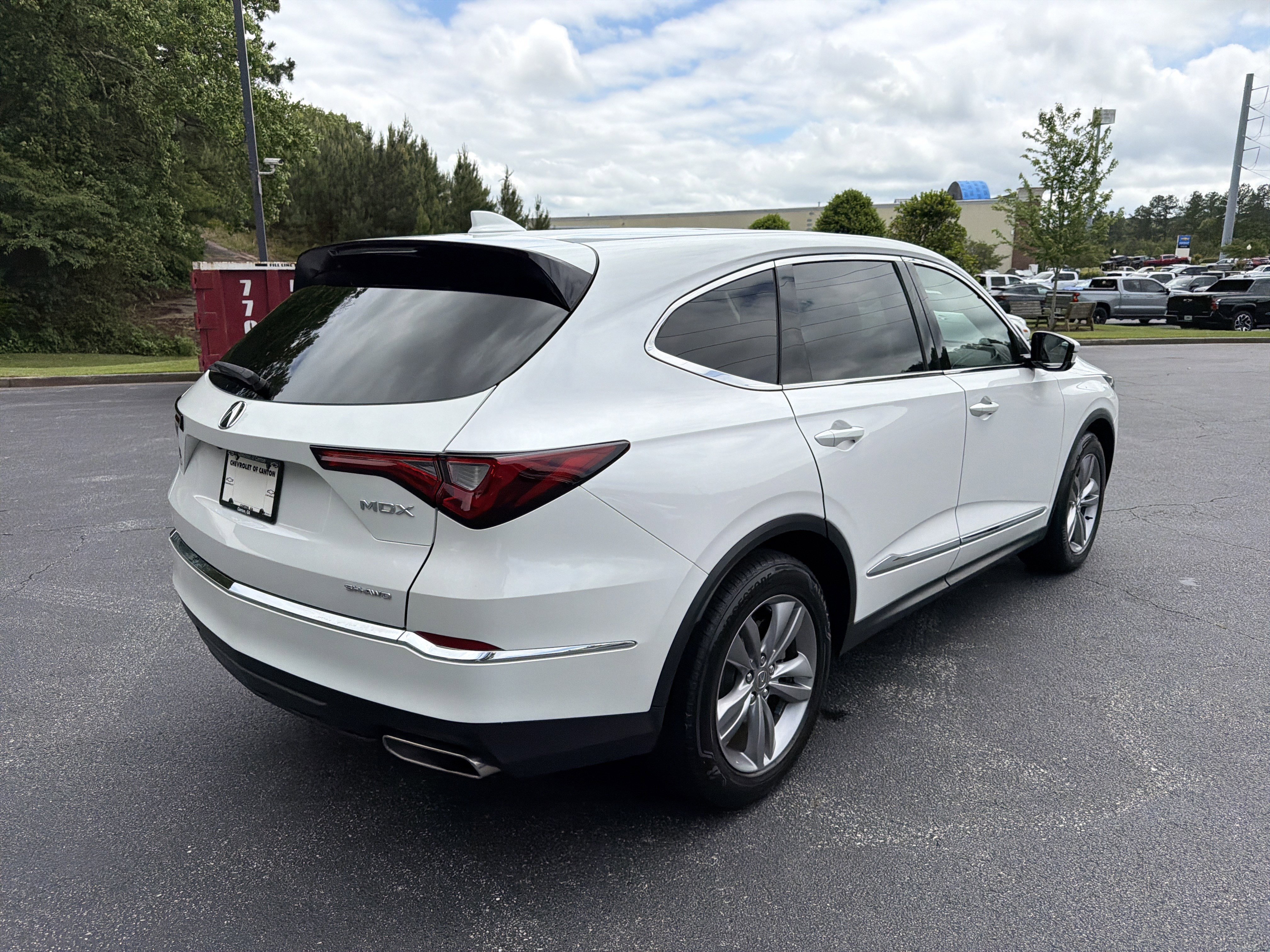 Used 2023  Acura  image 5
