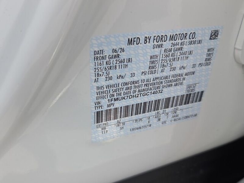 New 2026 Star White Metallic Tri-Coat Ford Active image 7