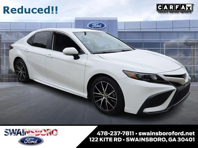 2023 Toyota Camry SE