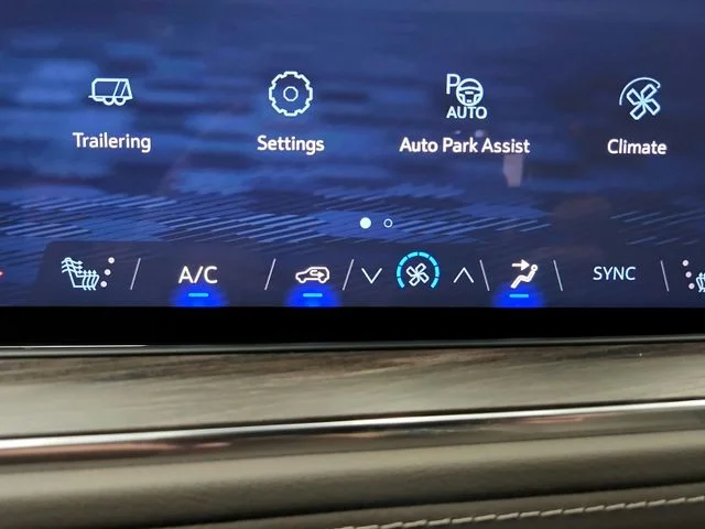 New 2026 White Chevrolet LT image 29