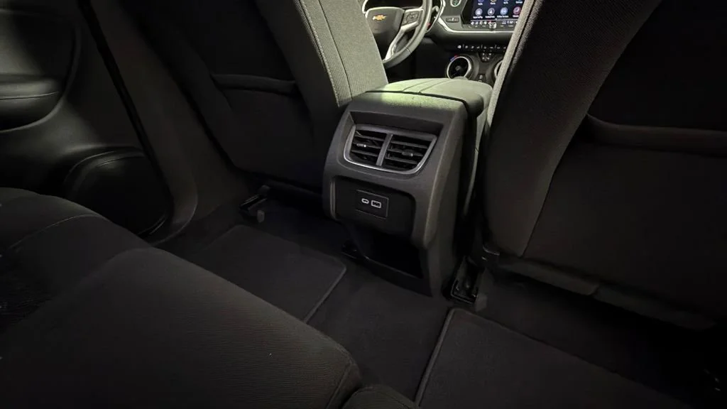 Used 2022 Summit White Chevrolet 2LT image 30