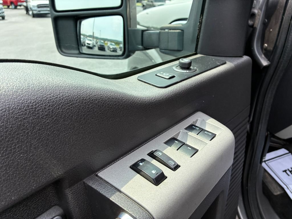 Used 2015 Gray Ford Lariat image 10