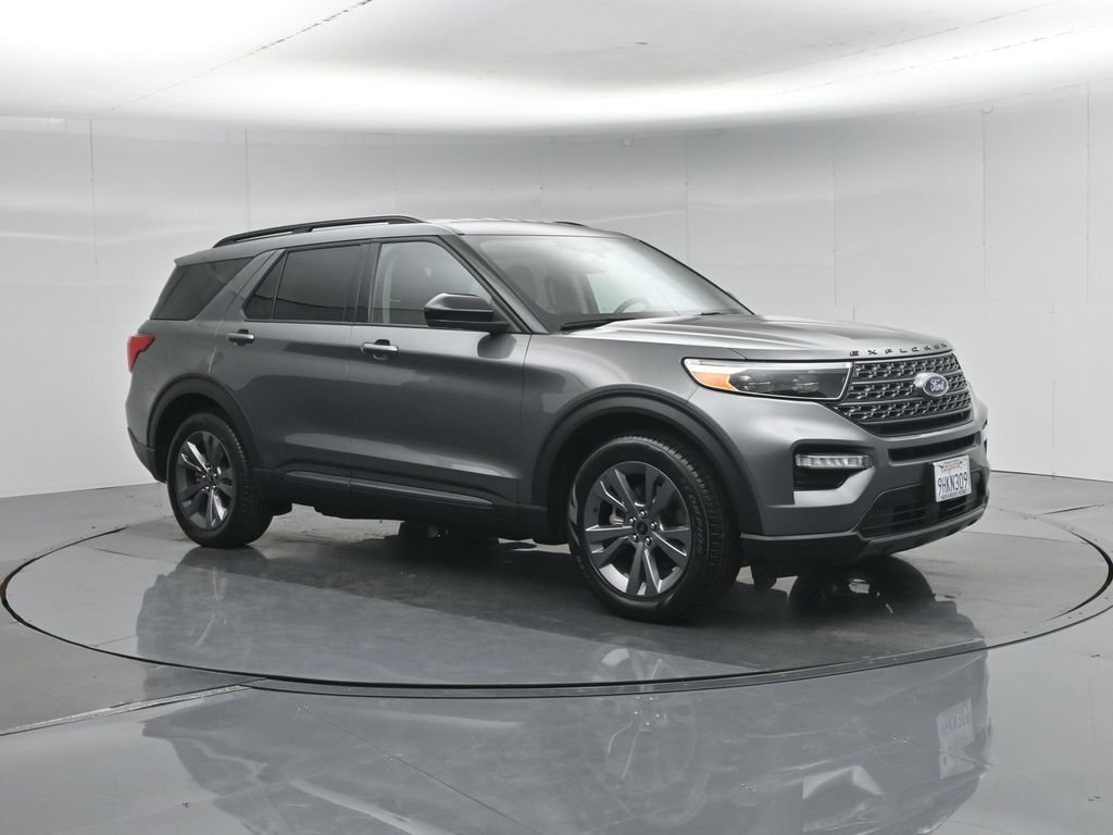 Used 2023 Gray Ford XLT image 27