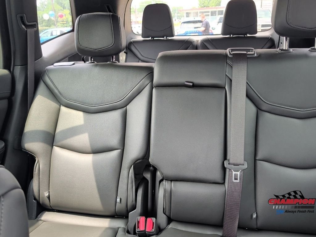 Used 2023 Black Cadillac Luxury image 19