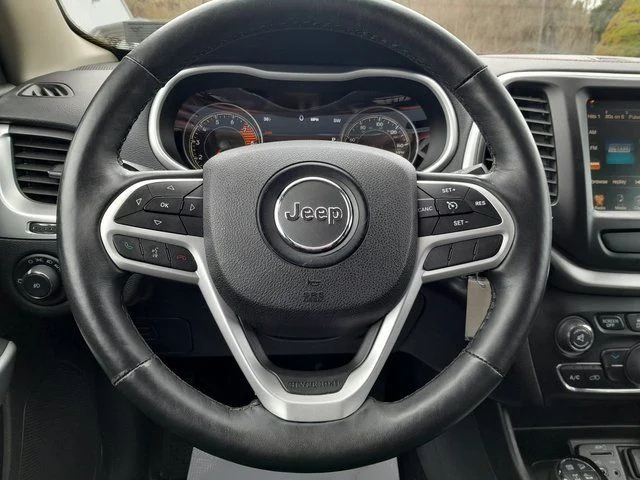 2017 Jeep Cherokee Trailhawk - Photo 12