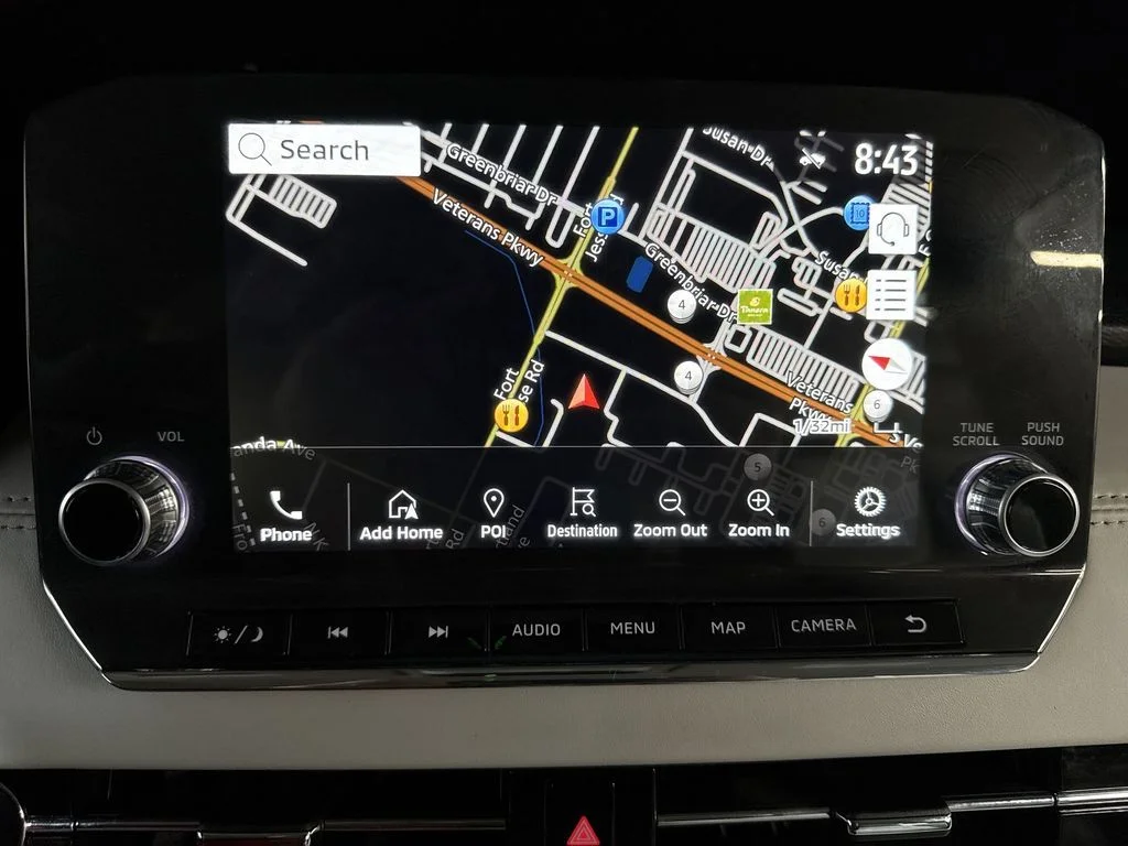 Used 2022  Mitsubishi SEL image 30