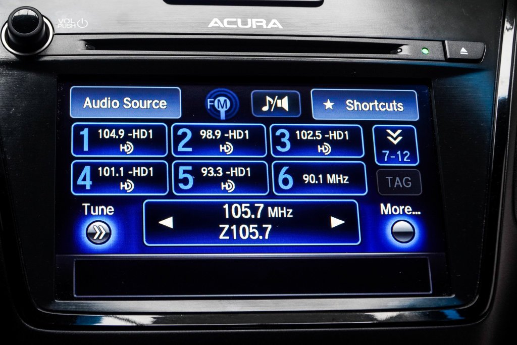 Used 2018 Gray Acura Technology Package image 28
