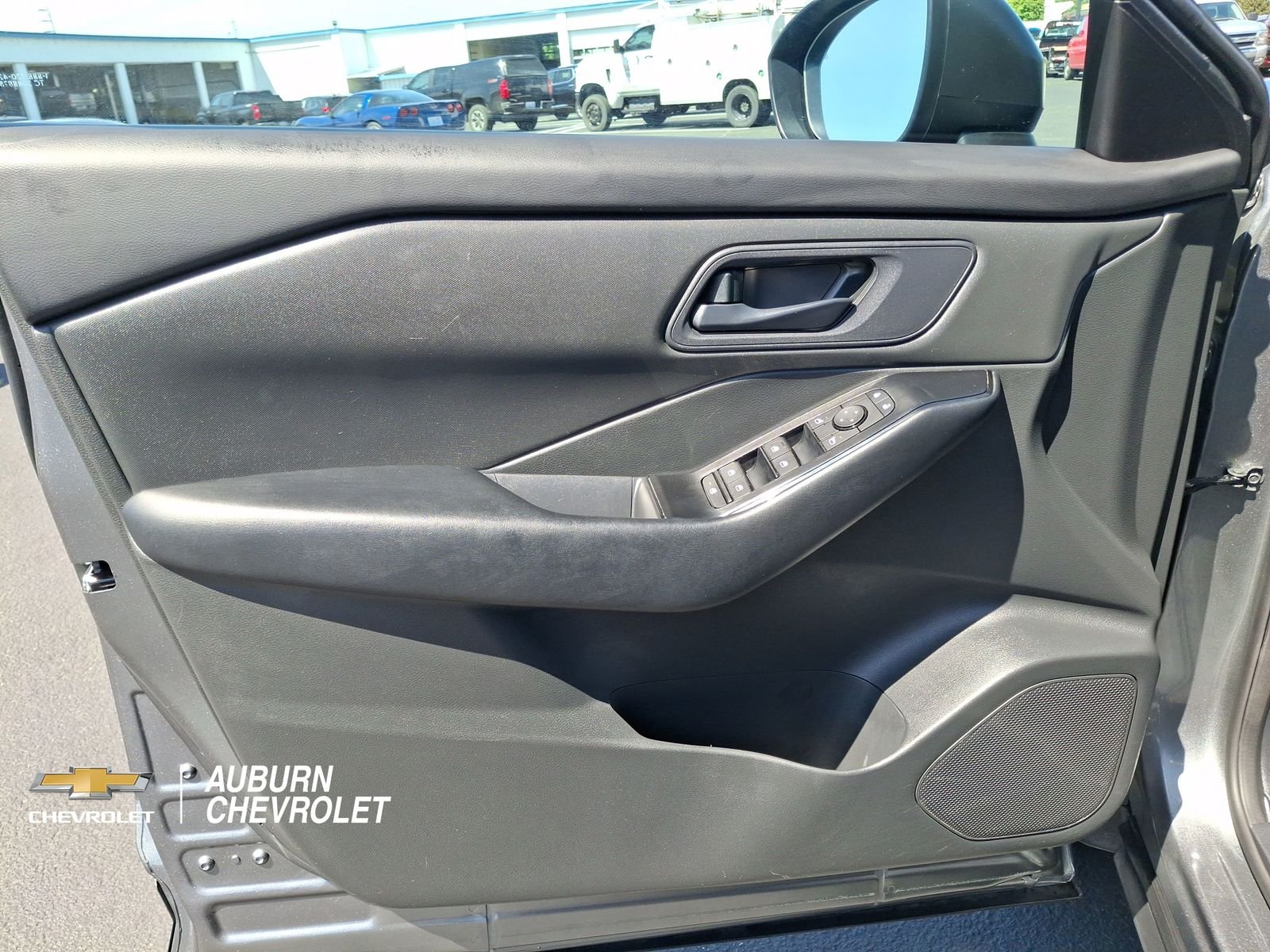 2024 Nissan Rogue S - Photo 17