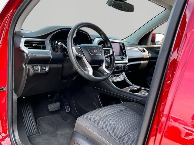 Used 2023 Volcanic Red GMC SLE image 8
