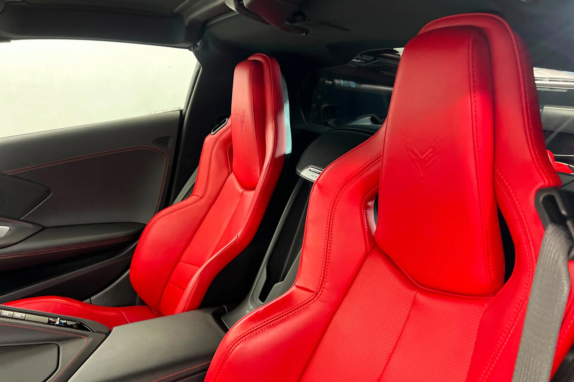 2023 Chevrolet Corvette 1LT - Photo 12