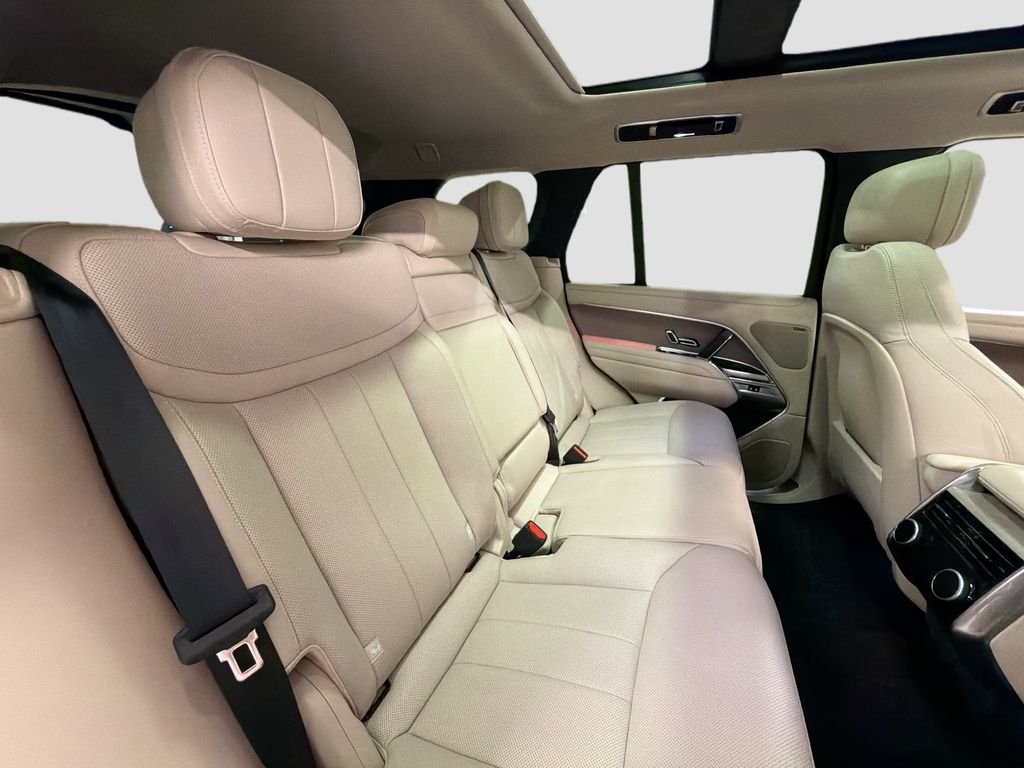 2023 Land Rover Range Rover SE - Photo 28