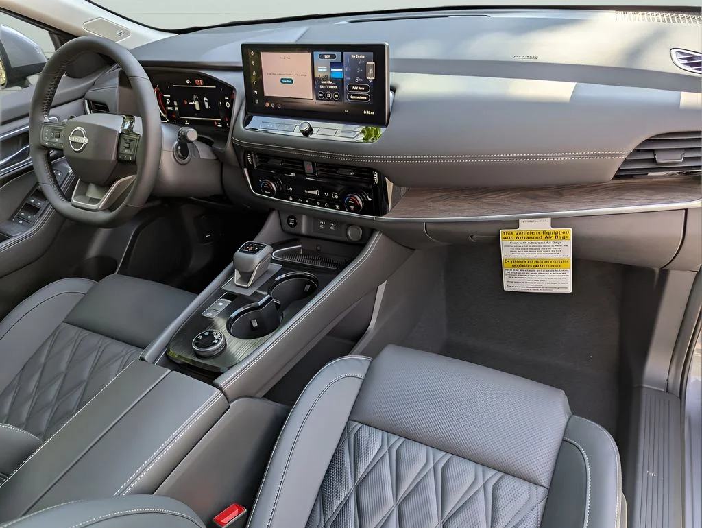 New 2026 Gray Nissan Platinum image 29