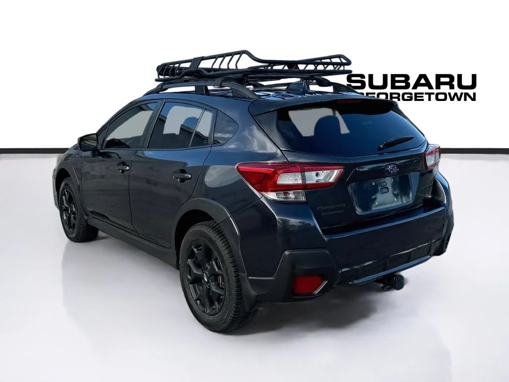 Used 2018 Gray Subaru 2.0i Premium image 5