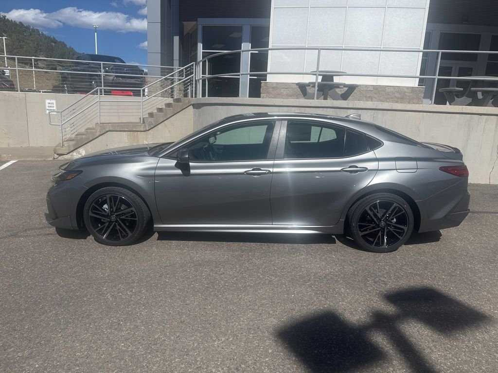 2026 Toyota Camry XSE - Photo 9