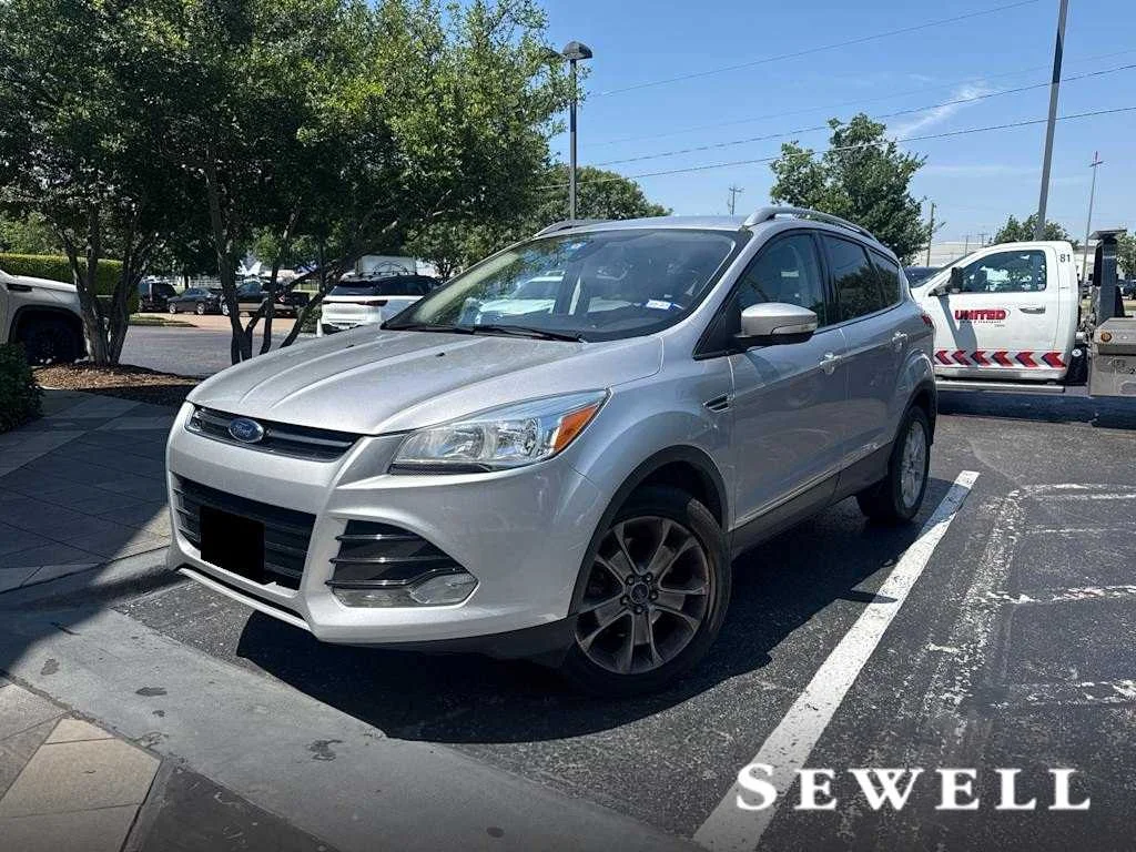 2016 Ford Escape Titanium's photo