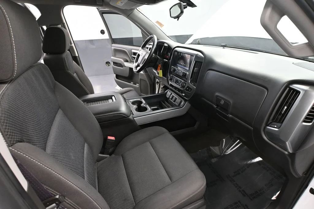 Used 2017 White Chevrolet LT image 51