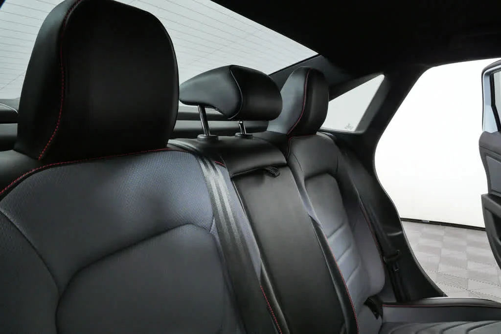 New 2026 Monument Gray w/Deep Black Roof Volkswagen Autobahn image 20