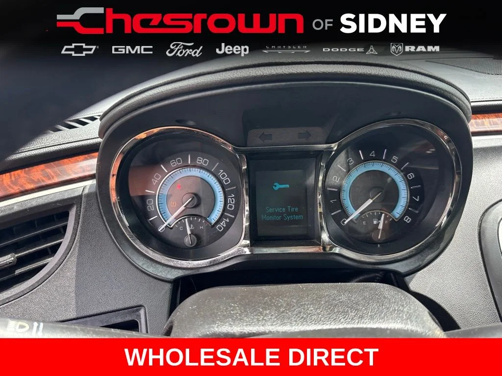 Used 2010 Silver Buick CXL image 13