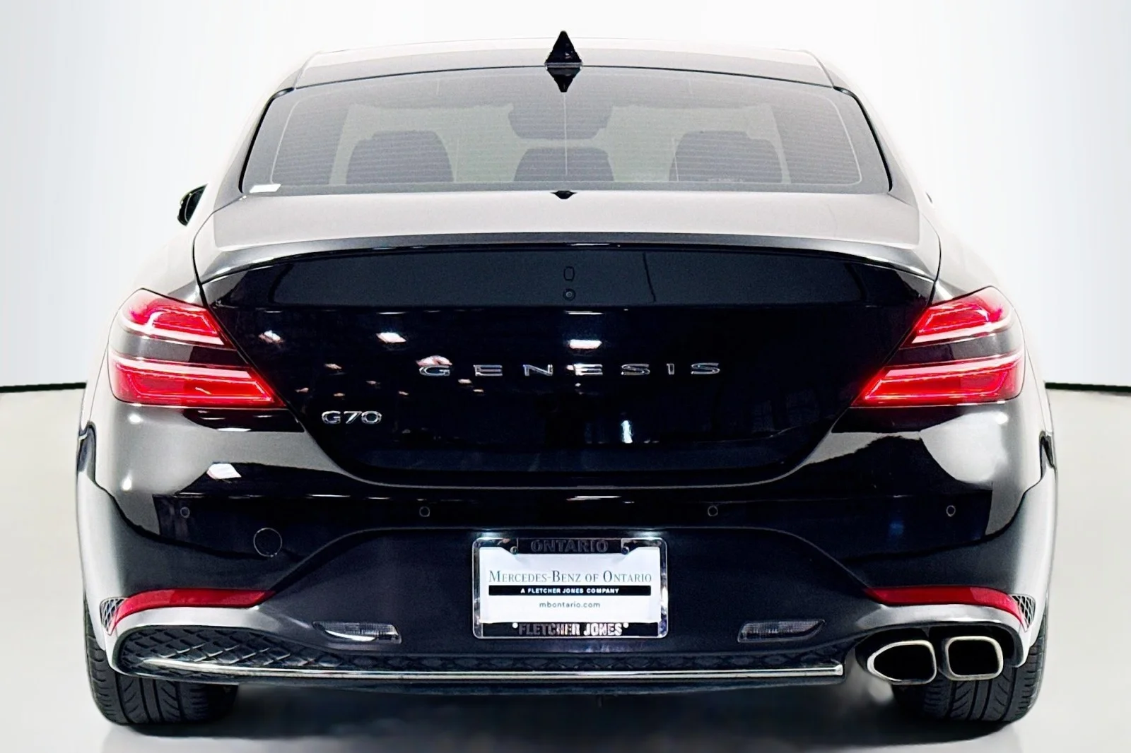 Used 2023 Vik Black Genesis Sport Prestige image 4