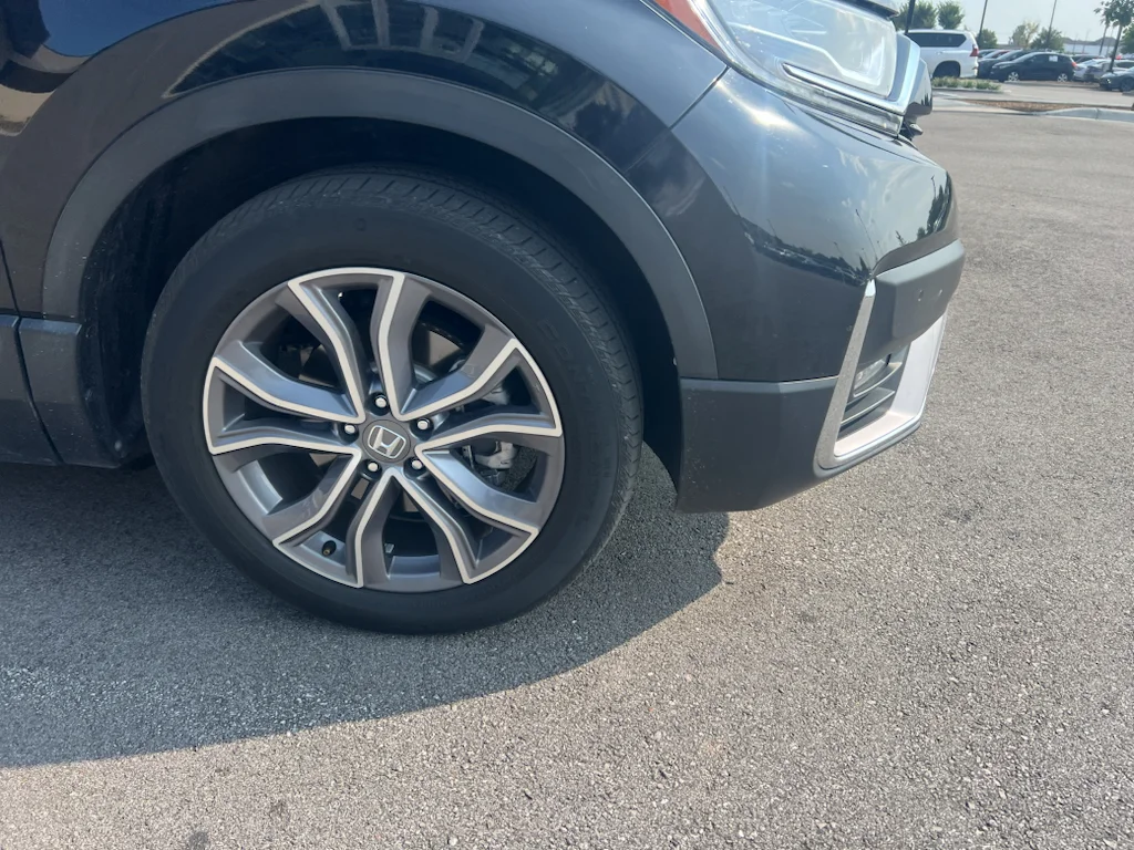 Used 2022 Crystal Black Pearl Honda Touring image 4