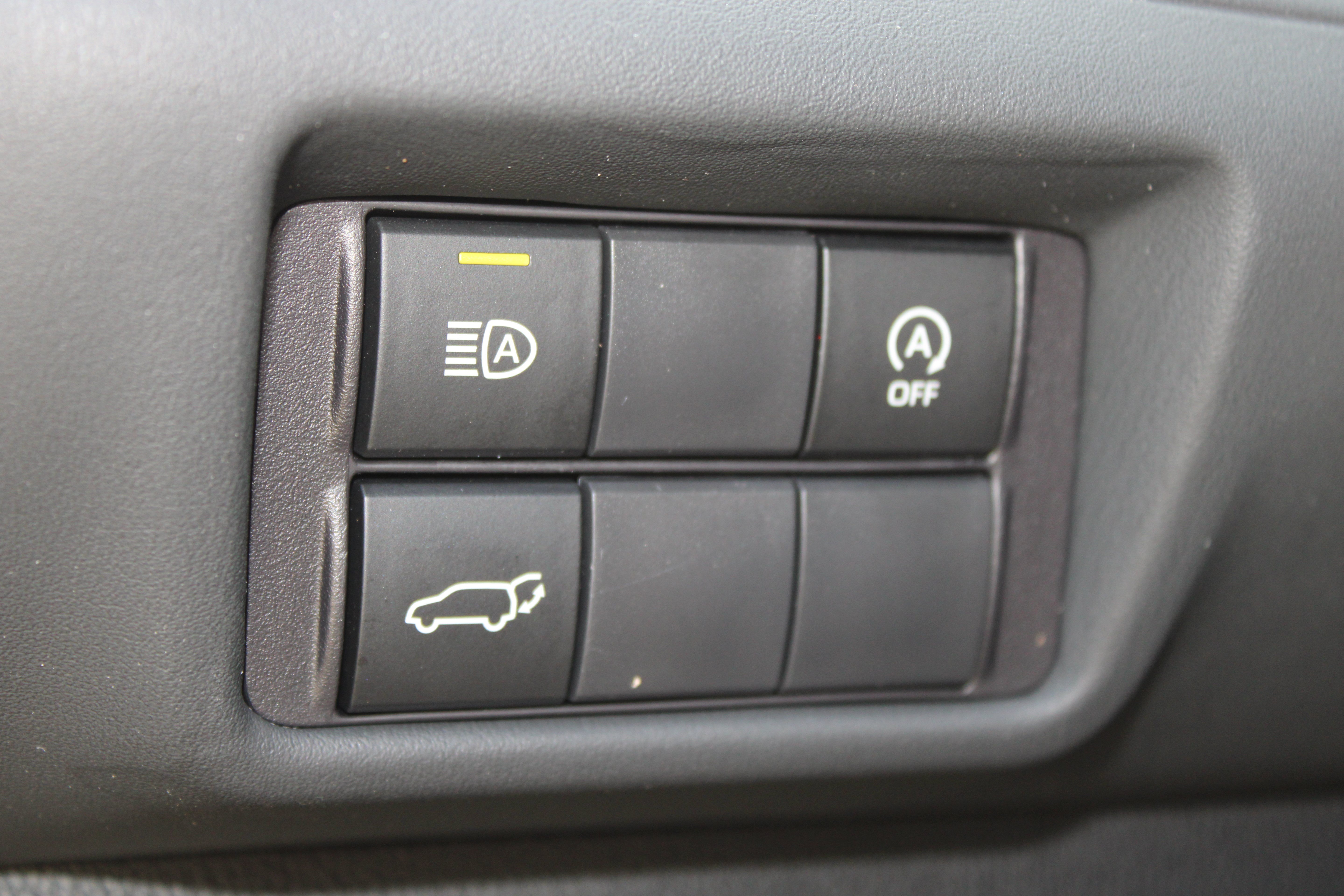 2023 Toyota Highlander XLE - Photo 16