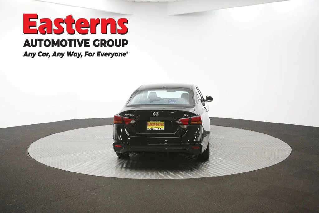 Used 2024 Black Nissan 2.5 SV image 34