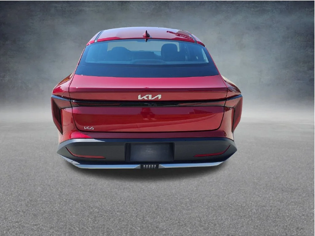 Used 2025 Red Kia LXS image 6