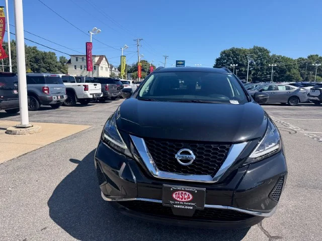 Used 2019 Black Nissan SV image 2