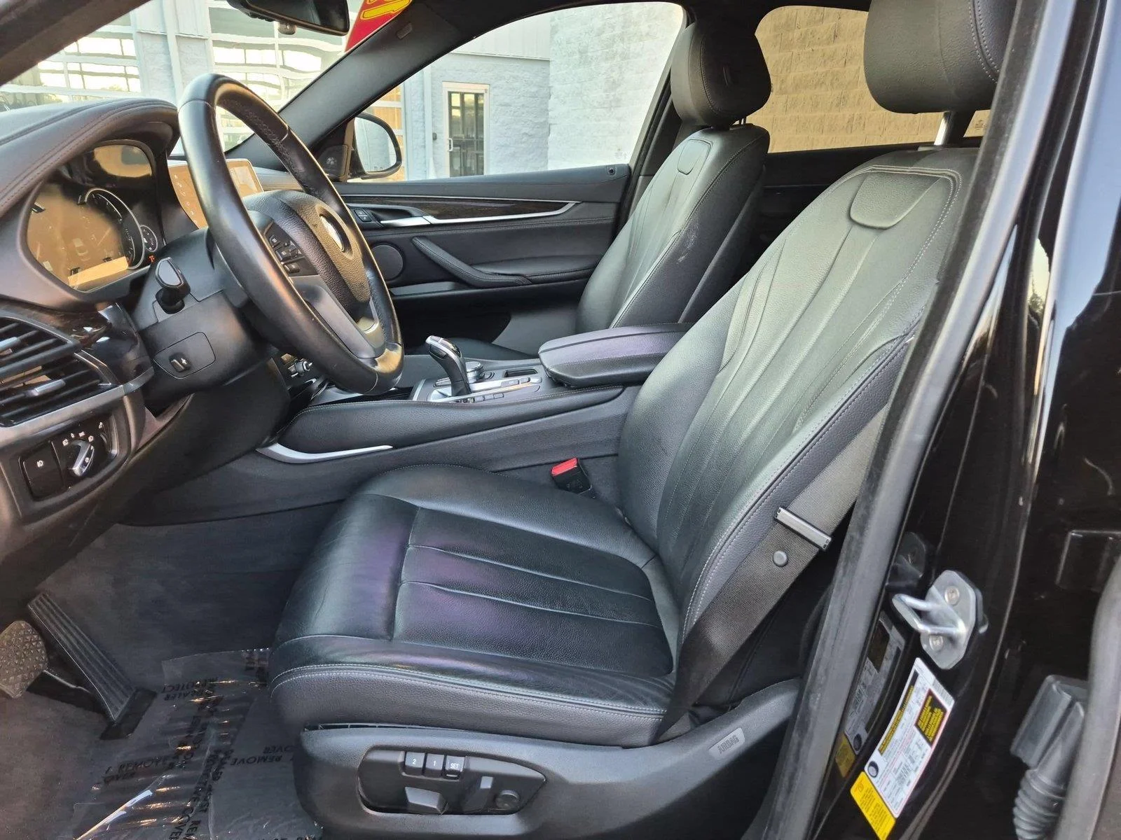 Used 2019 Jet Black BMW sDrive35i image 17